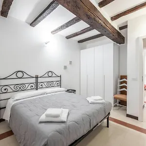 Ambra Maison, By Short Holidays Appartamento